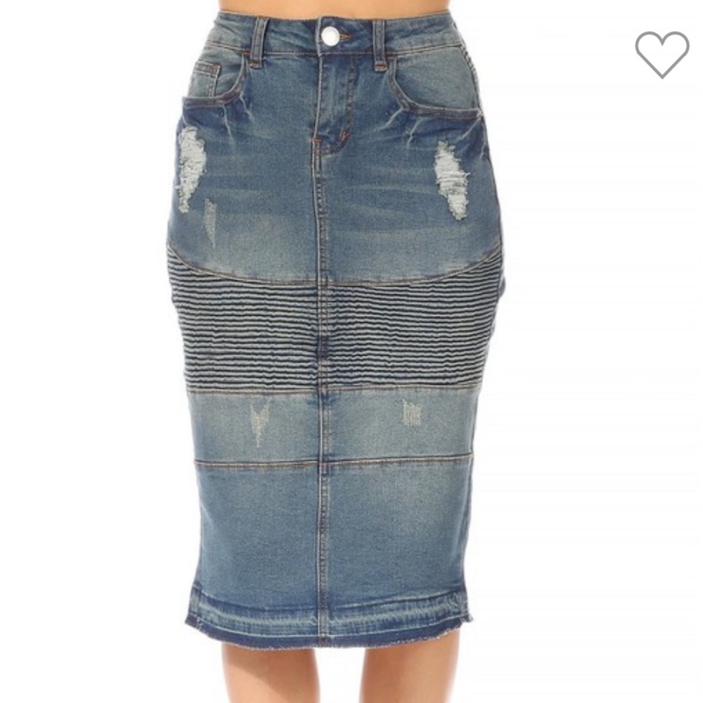 Midi denim moto skirt ✨💜